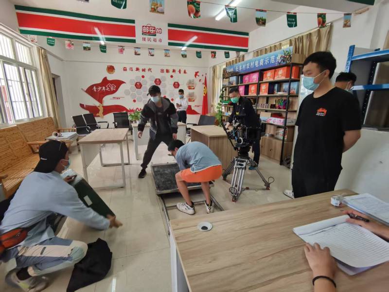 追星女孩心理学分析报告：防城区广告片拍摄公司揭秘饭圈应援式传播逻辑